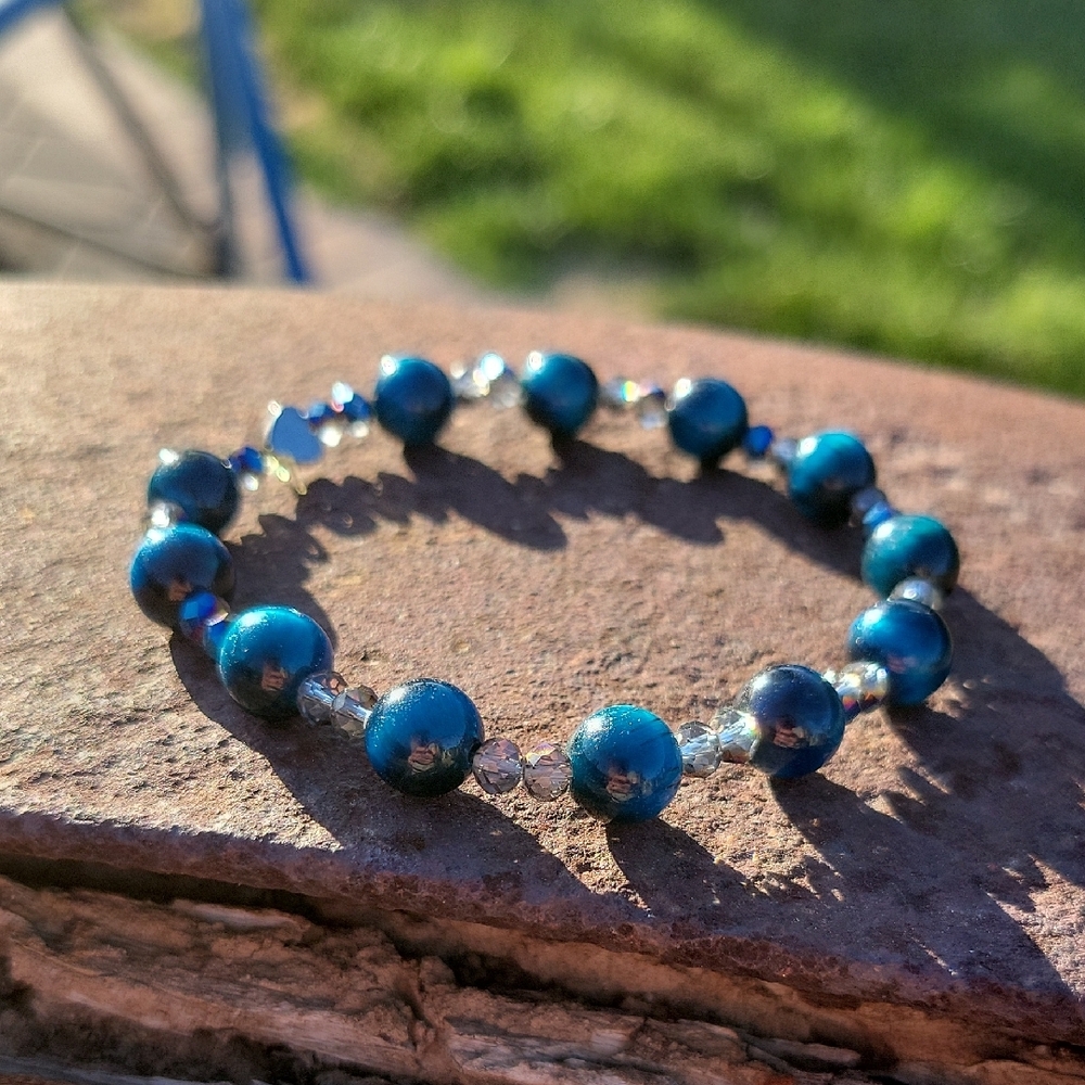 Elegant Tiger Eye Bracelet